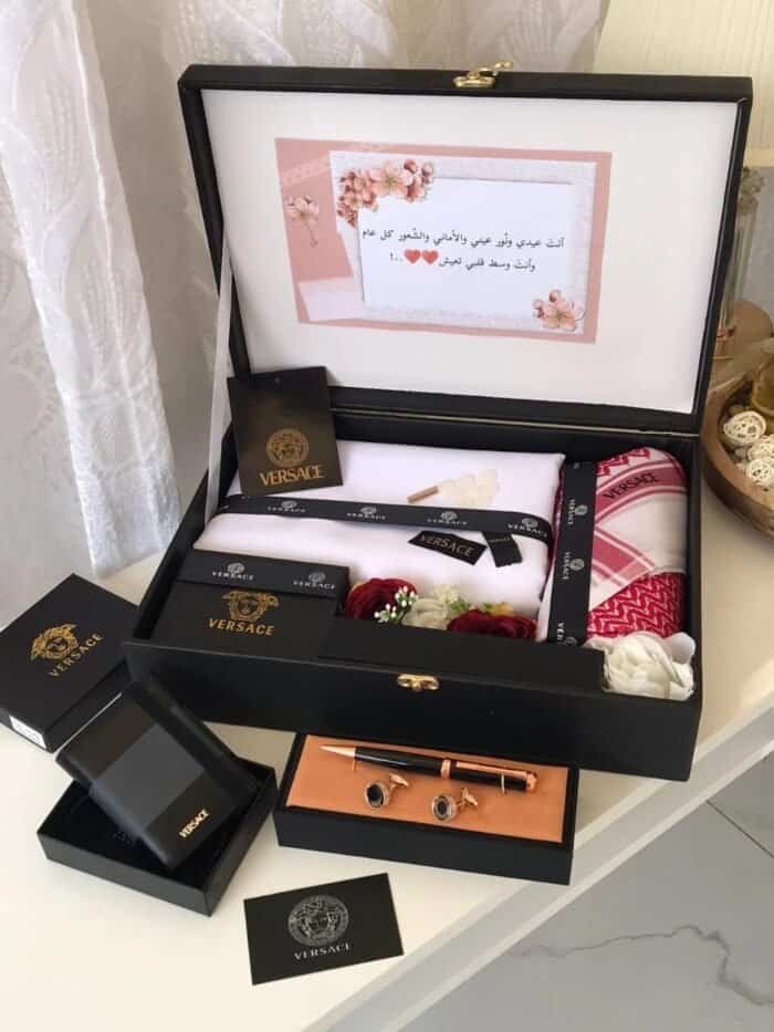 ⁦طقم هدية رجالي ماركة فيرزاتشي⁩ - الصورة ⁦2⁩