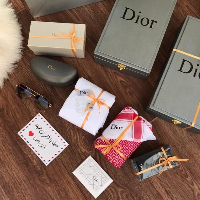 ⁦طقم هدايا رجالي فاخر من ديور⁩ - الصورة ⁦3⁩
