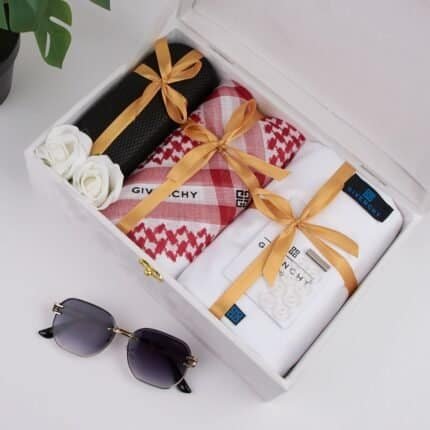 هدية رجالية طقم شماغ و قماش مع نظارة