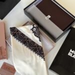 ⁦هدية العيد الرجالية قماش و شماغ ماركة⁩ - الصورة ⁦4⁩