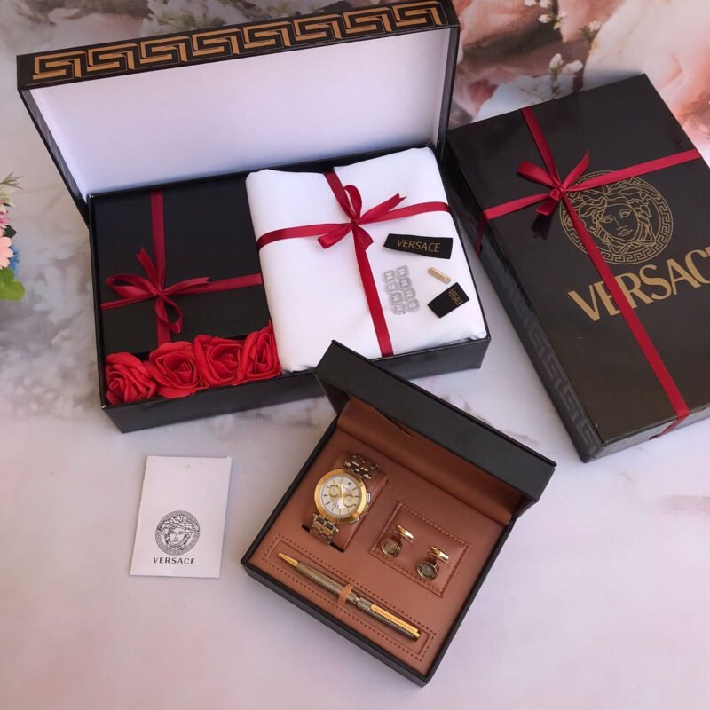 بوكس هدايا رجالي فاخر بتصميم مستوحى من الفخامة الإيطالية، يجمع بين الأناقة والتفاصيل الراقية ليكون الاختيار المثالي لكل من يبحث عن هدية مميزة تعكس الذوق الرفيع. يحتوي البوكس على قماش ثوب فاخر بخامة مريحة جدًا مع الملحقات الأصلية الخاصة بالماركة، ليمنحك مظهرًا أنيقًا وجودة عالية في الاستخدام. كما يضم البوكس طقم ساعة رجالي مع قلم وكبك بتصميم فاخر، حيث تأتي الساعة بمكينة ياباني تعمل بالبطارية لضمان الدقة والأداء الممتاز، مع كرت ضمان الجودة لراحة البال. تم تنسيق البوكس بعناية مع لمسات جمالية أنيقة، بالإضافة إلى تغليف هدايا فاخر مع إمكانية إضافة كرت إهداء بعبارات متنوعة يمكنك اختيار ما يناسبك منها، ليكون جاهزًا للتقديم مباشرة. ✔ قماش ثوب فاخر وخامة مريحة جدًا